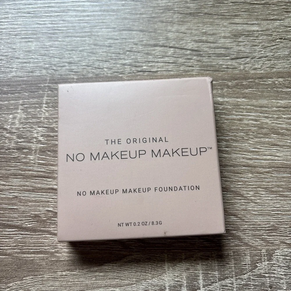 The Original NO MAKEUP MAKEUP Foundation  Light Medium  New